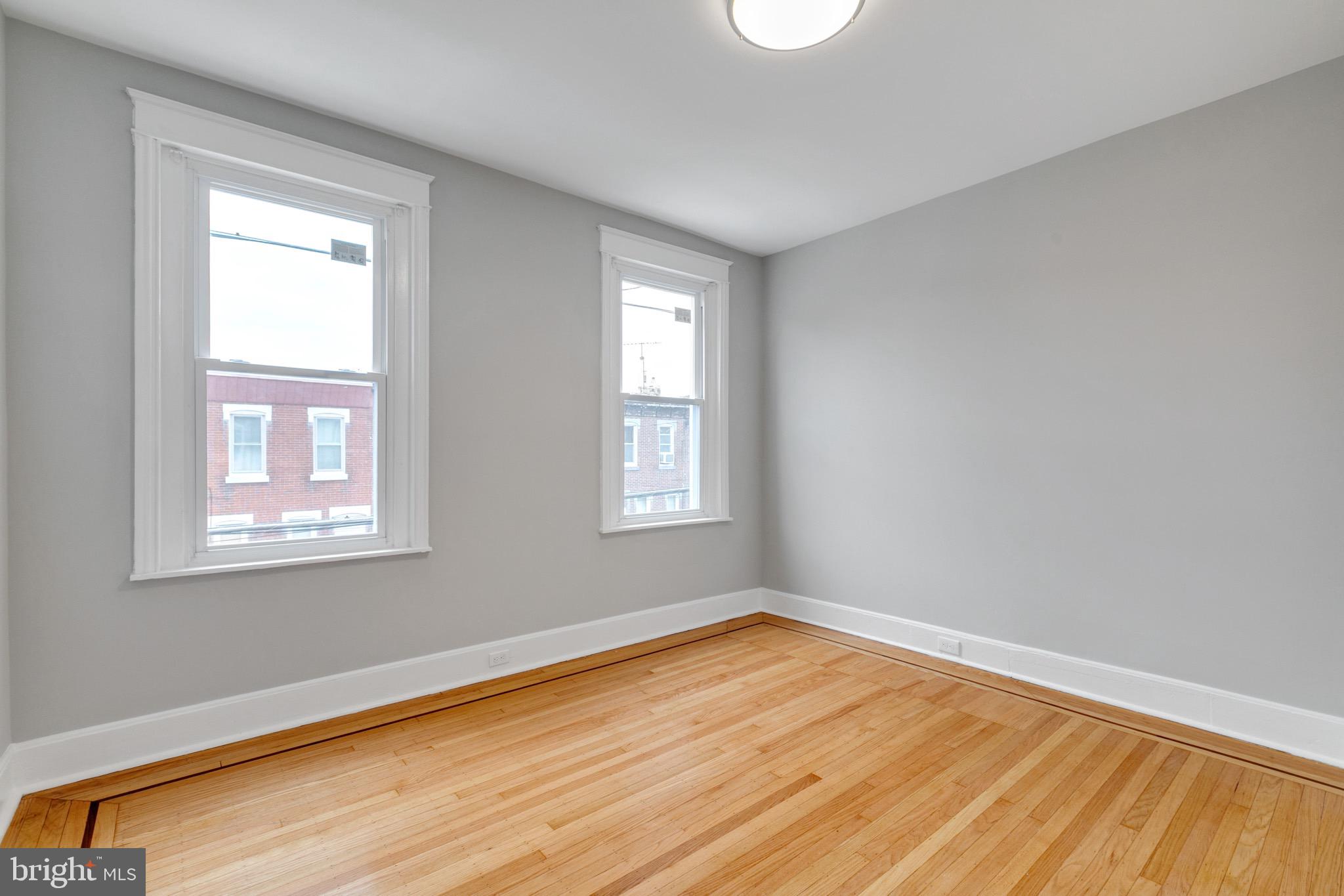 PORT RICHMOND - Residential