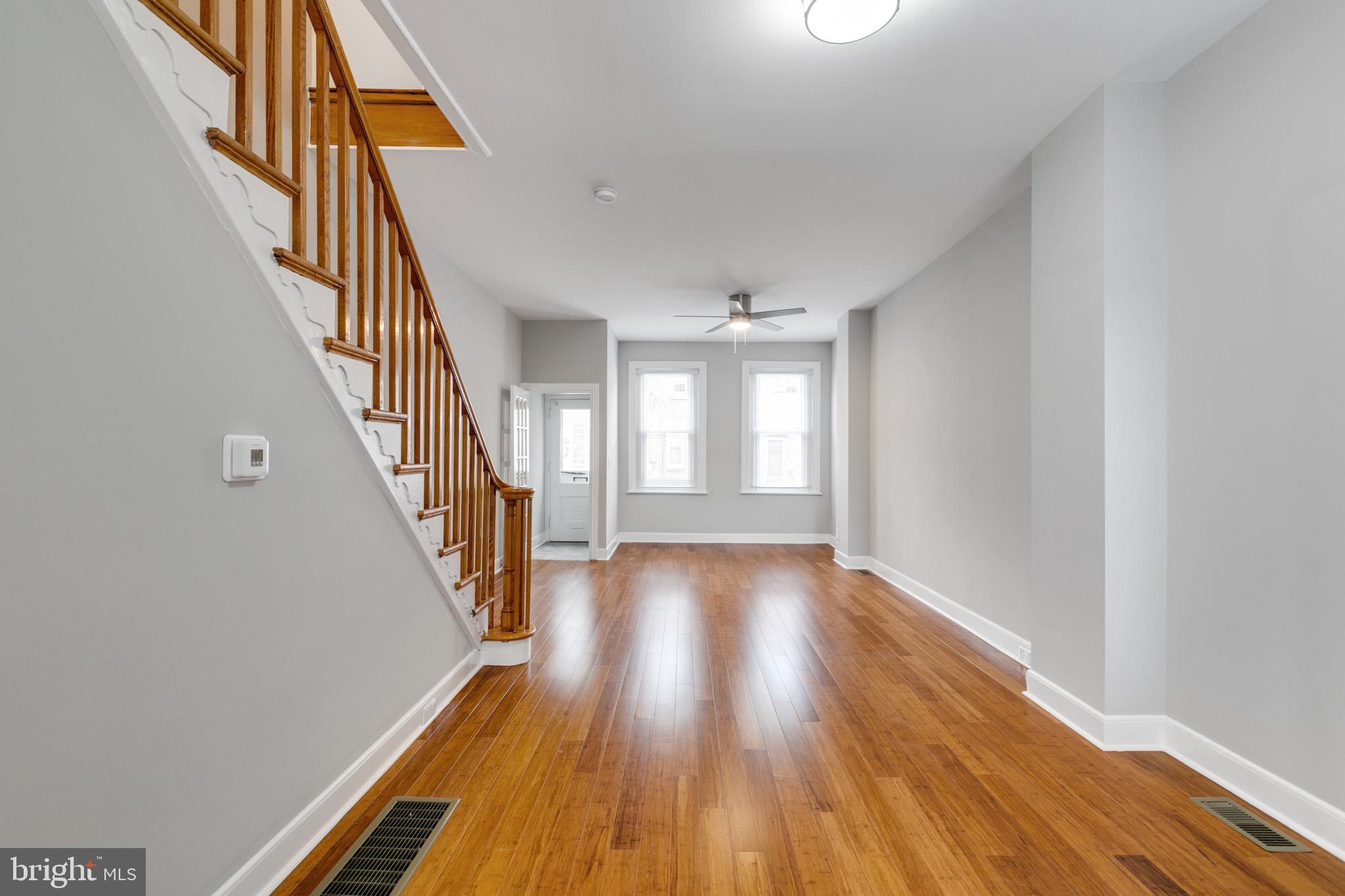 PORT RICHMOND - Residential