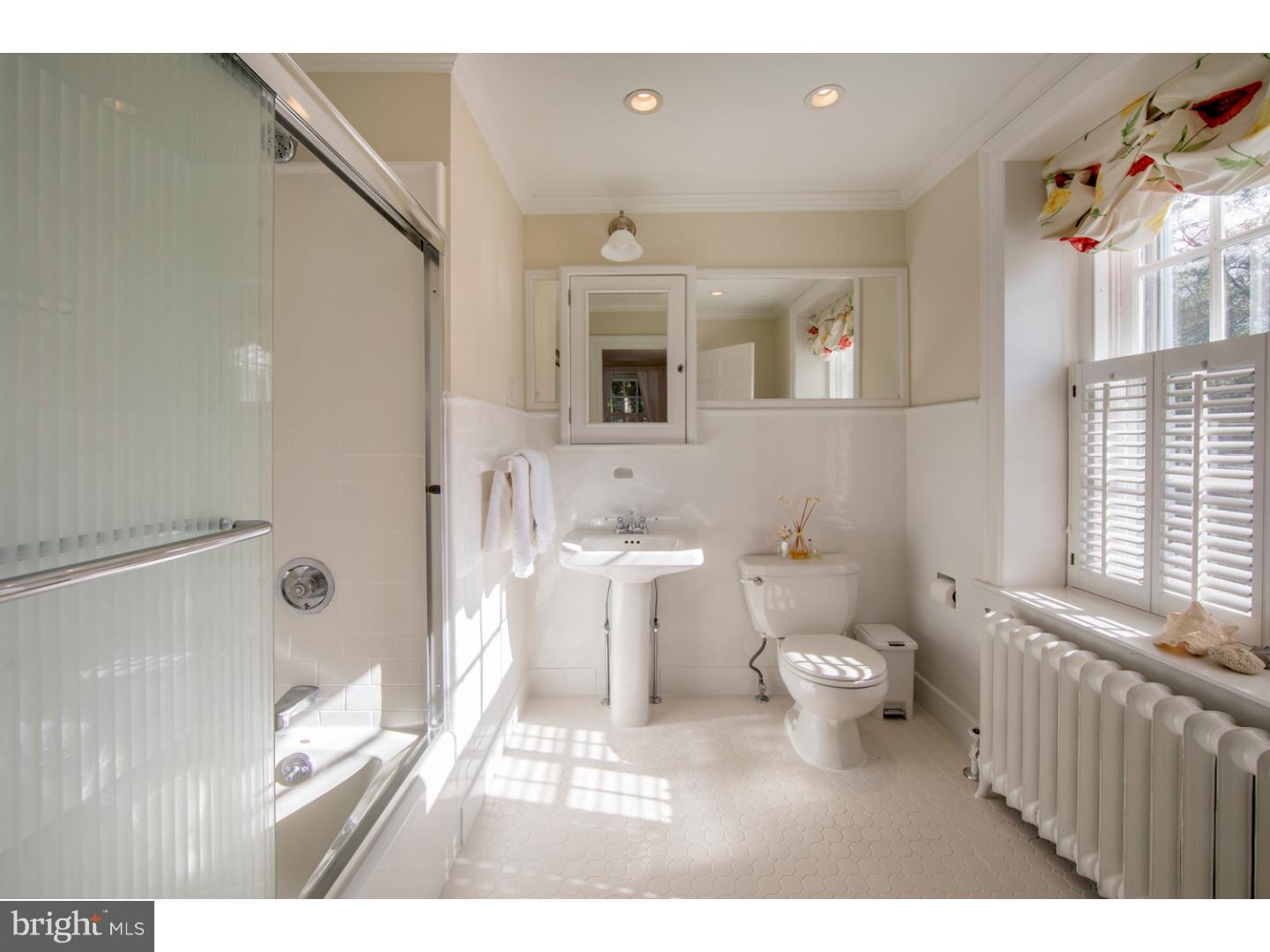 BRYN MAWR - Residential