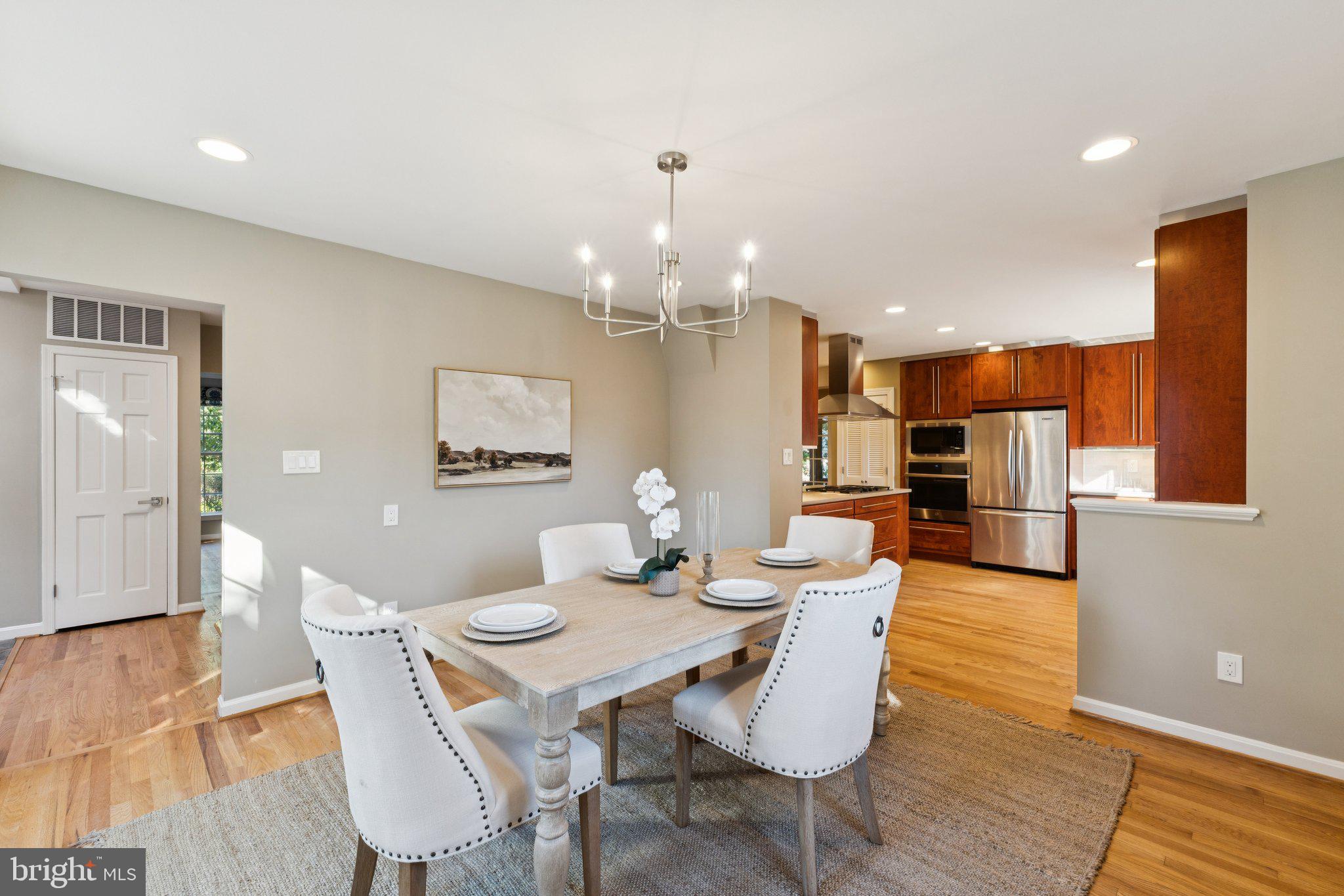 BERKSHIRE OAKWOOD - Residential