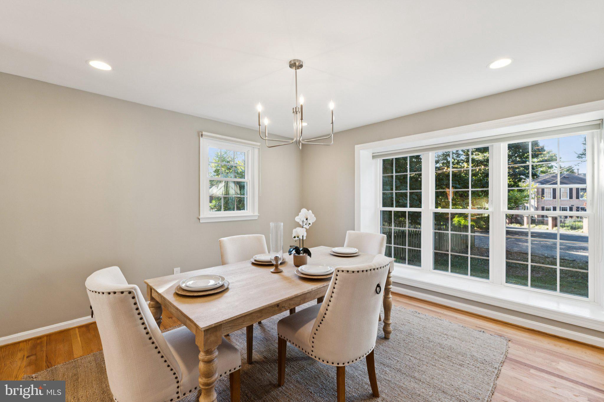 BERKSHIRE OAKWOOD - Residential