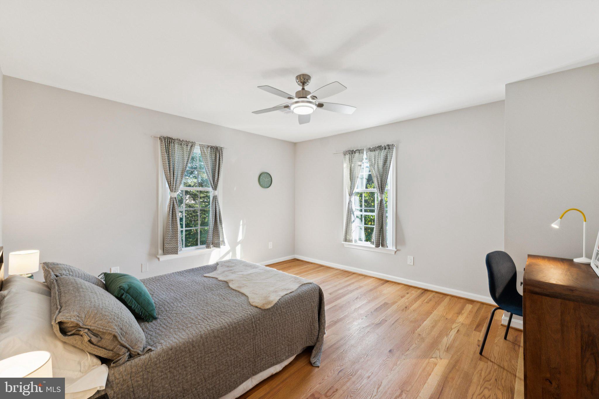 BERKSHIRE OAKWOOD - Residential