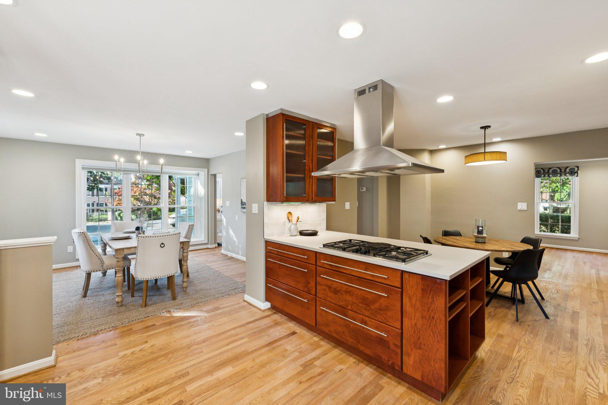 BERKSHIRE OAKWOOD - Residential