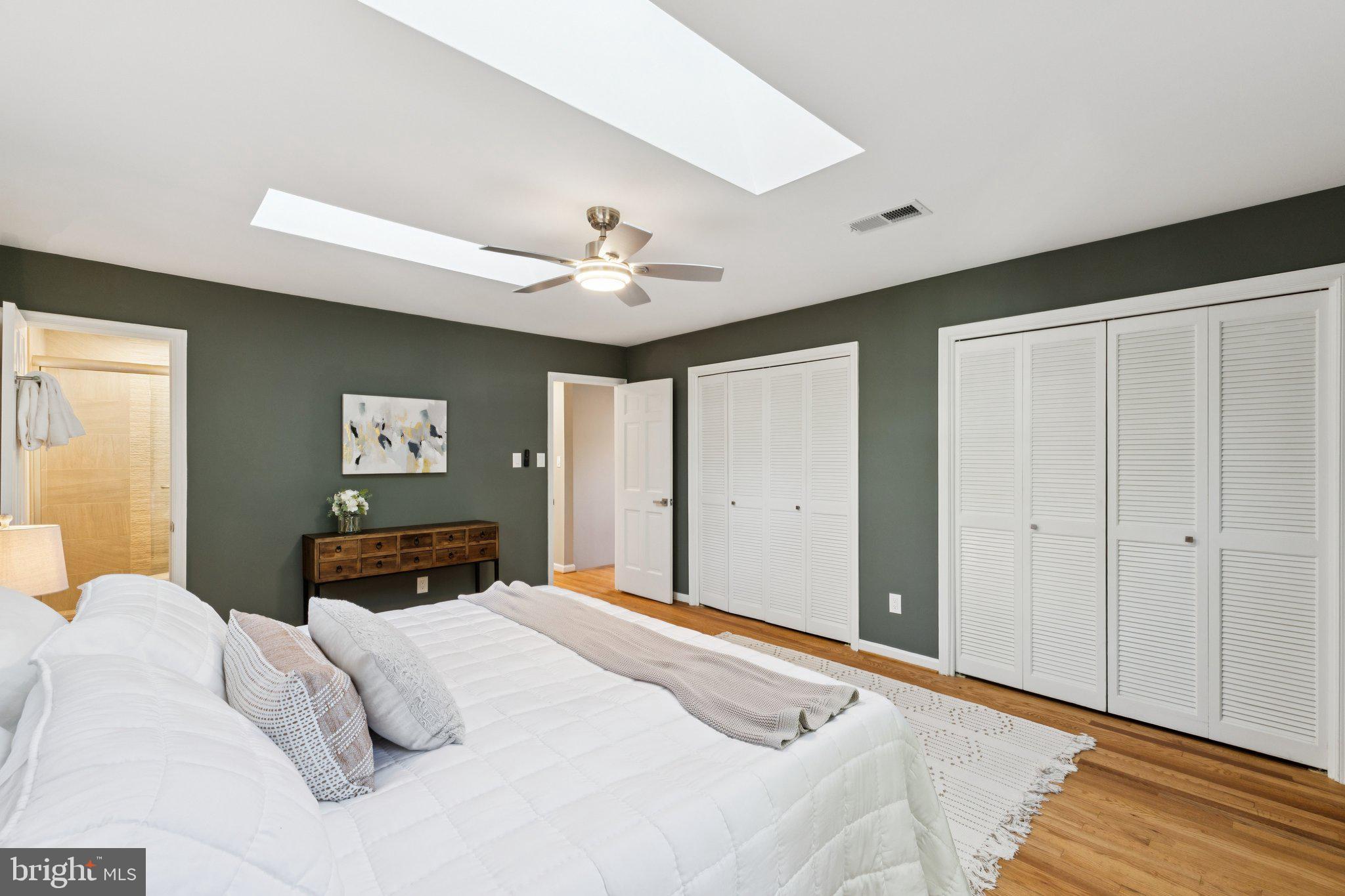 BERKSHIRE OAKWOOD - Residential