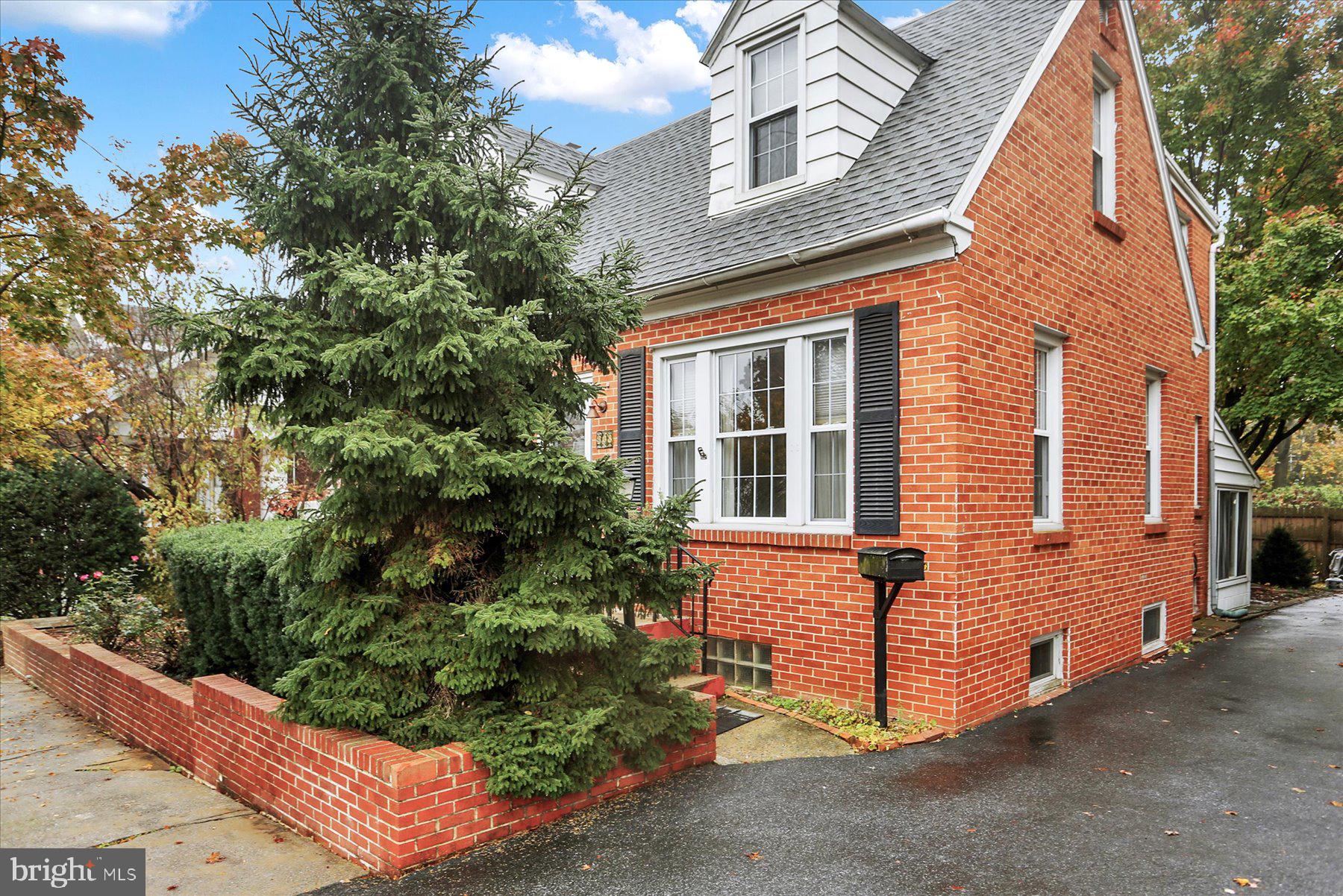 NEW CUMBERLAND BOROUGH - Residential