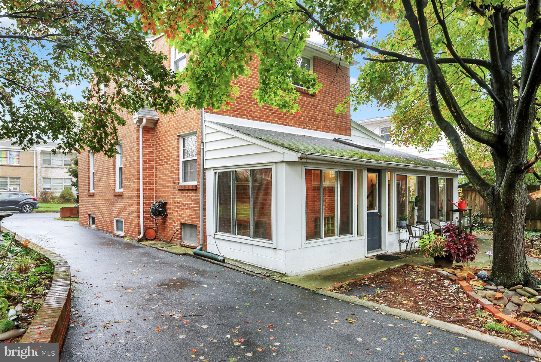 NEW CUMBERLAND BOROUGH - Residential