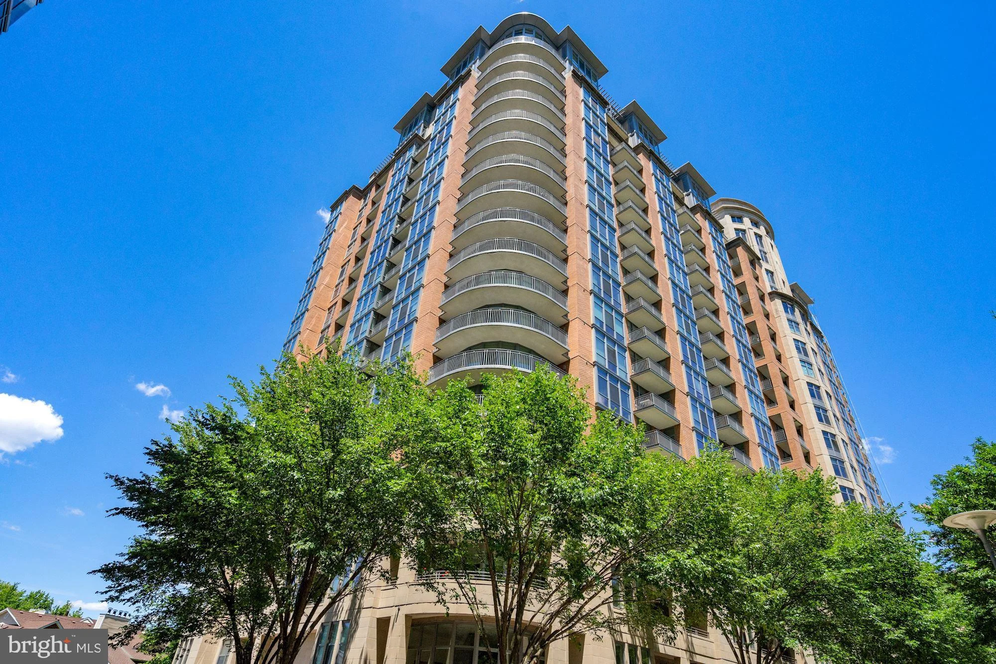 8220 Crestwood Heights Dr Unit 1517, Tysons, VA, 22102