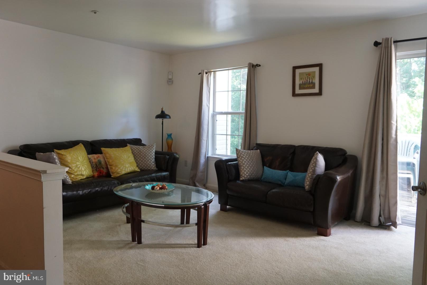 ROSEDALE ESTATES - Residential Lease