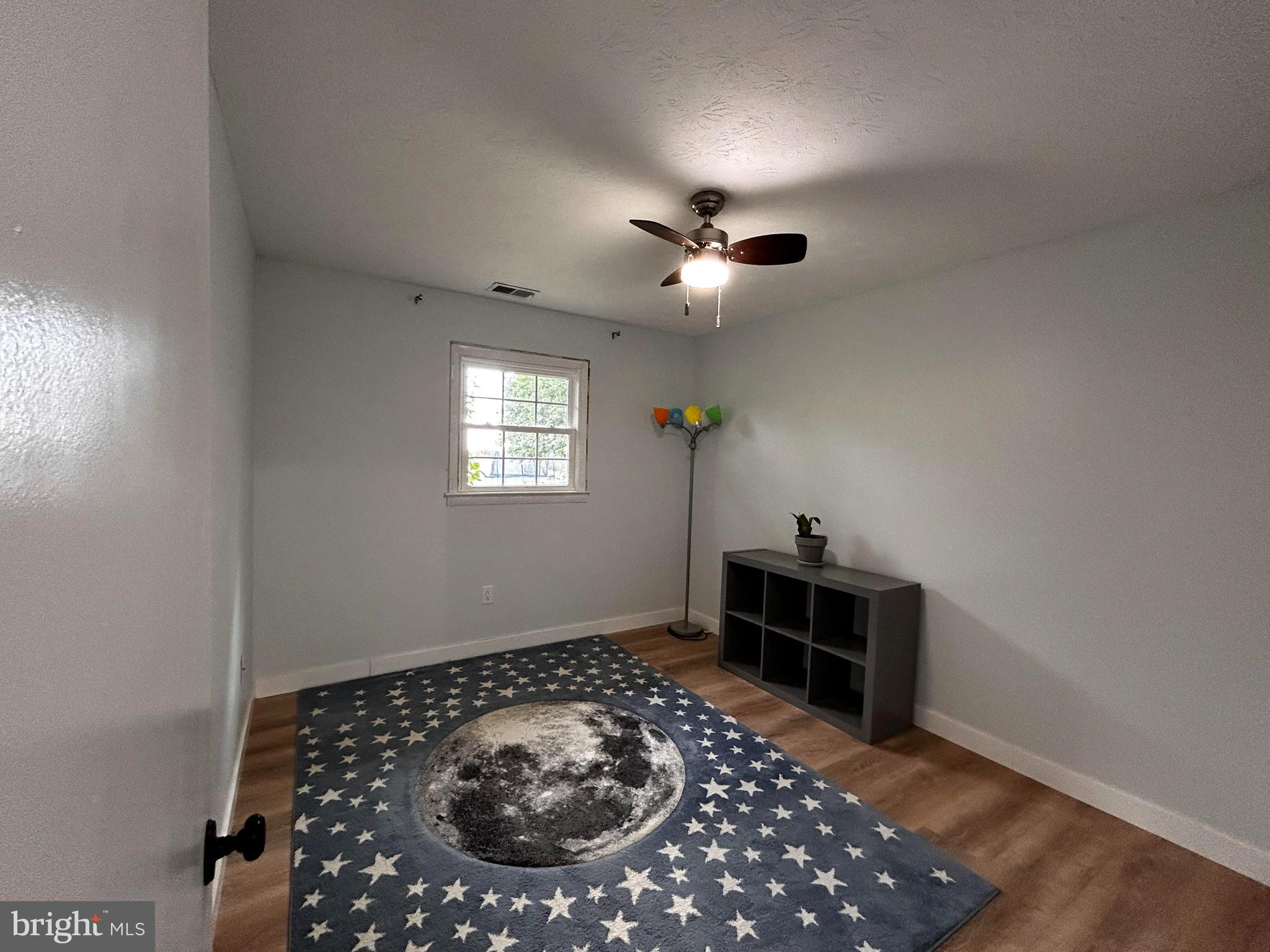 LONE OAK - Residential Lease