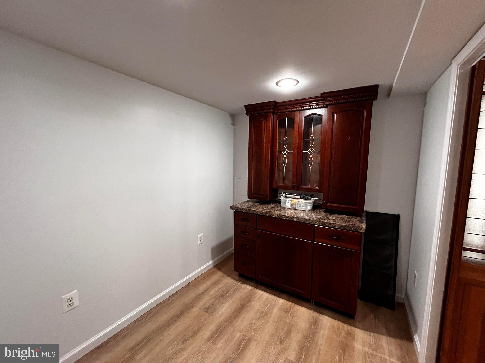 LONE OAK - Residential Lease