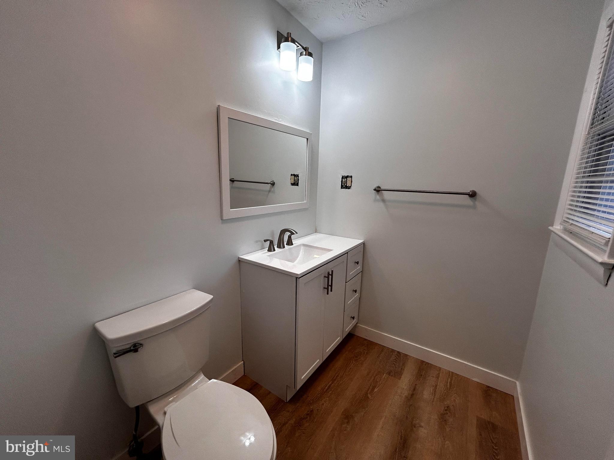 LONE OAK - Residential Lease