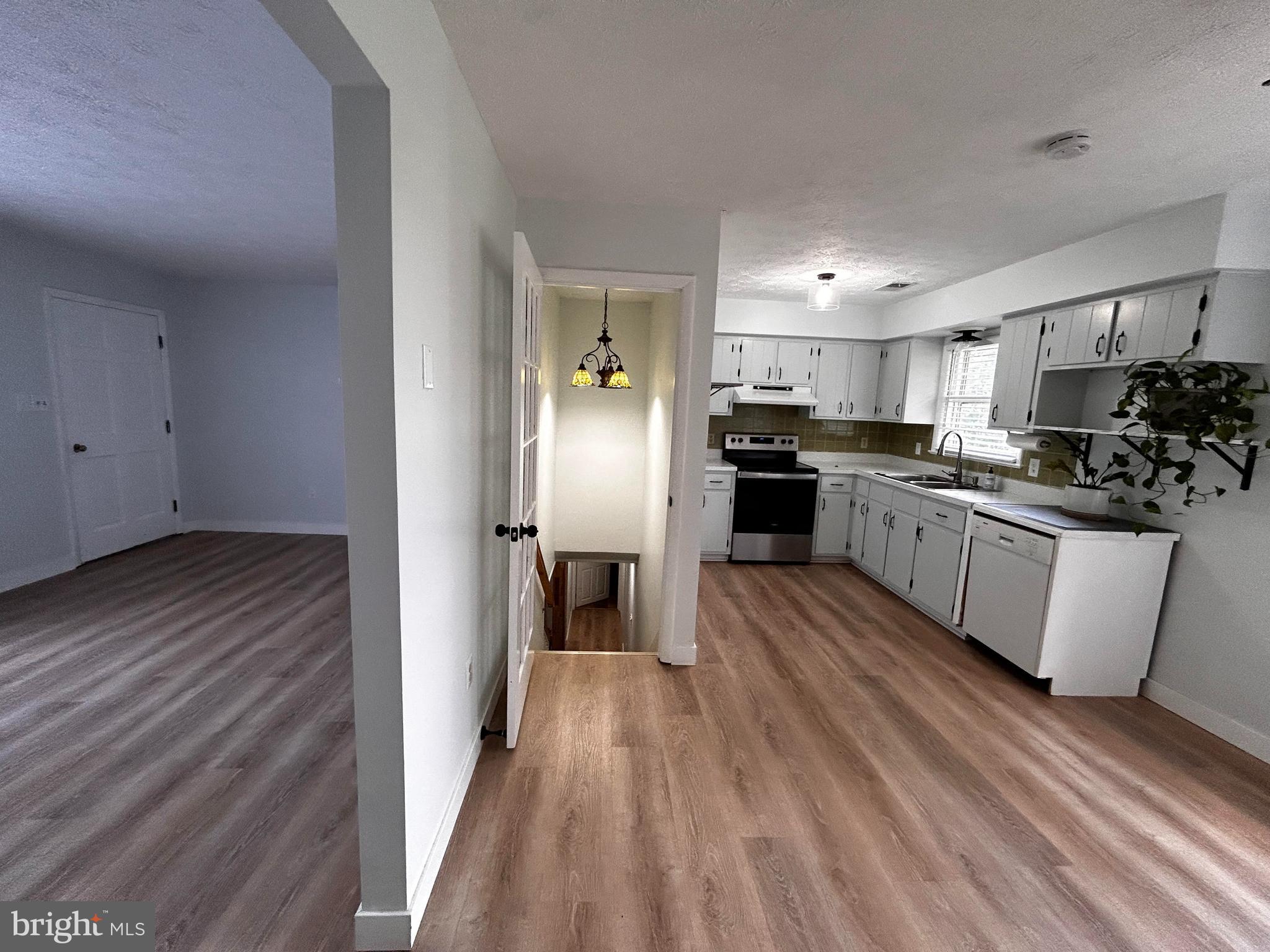 LONE OAK - Residential Lease