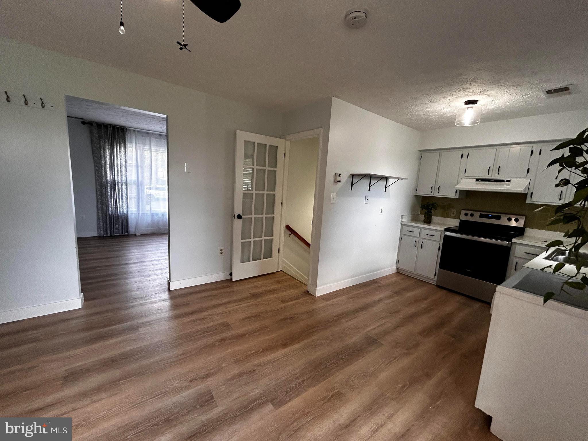 LONE OAK - Residential Lease