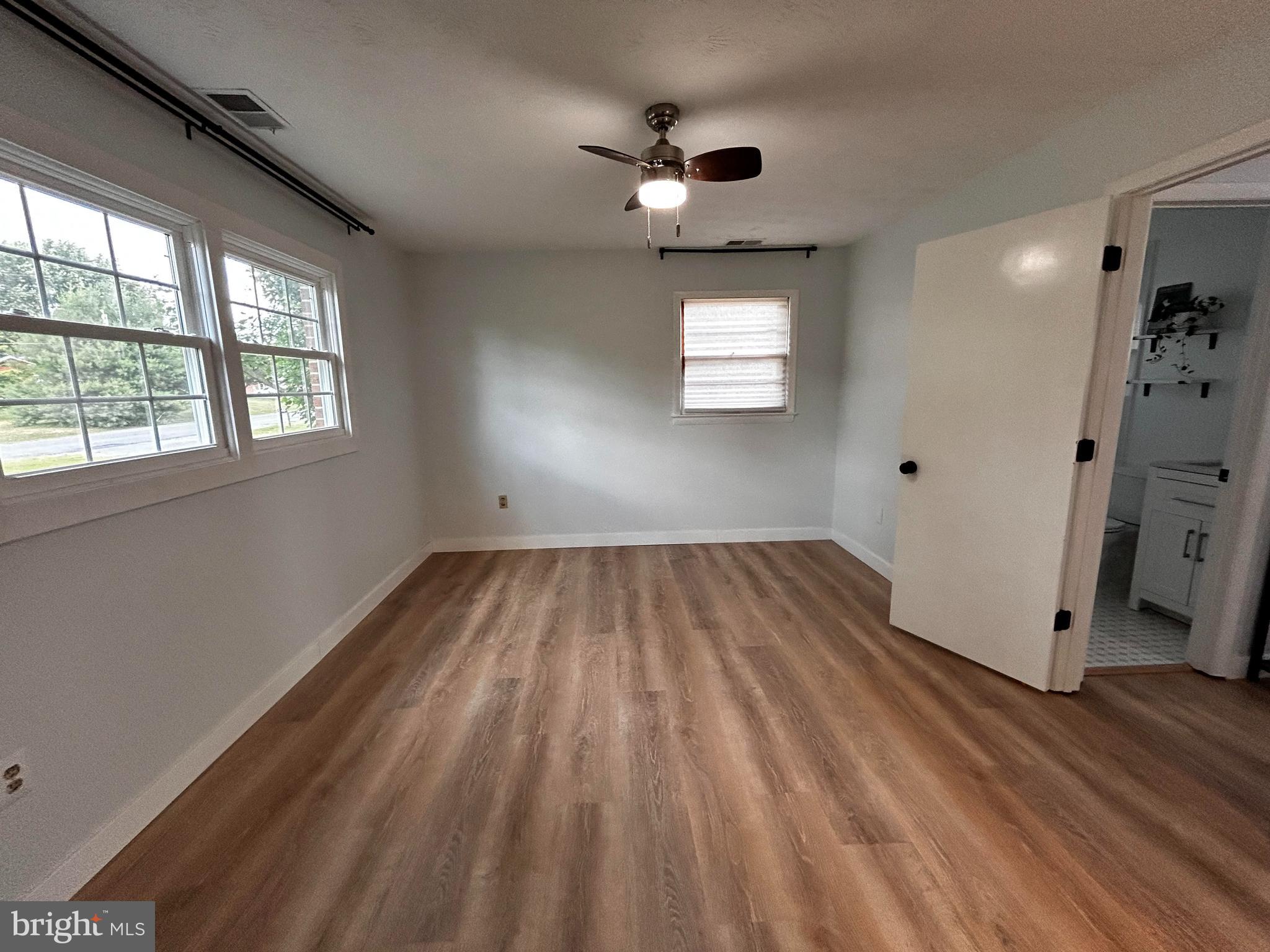 LONE OAK - Residential Lease