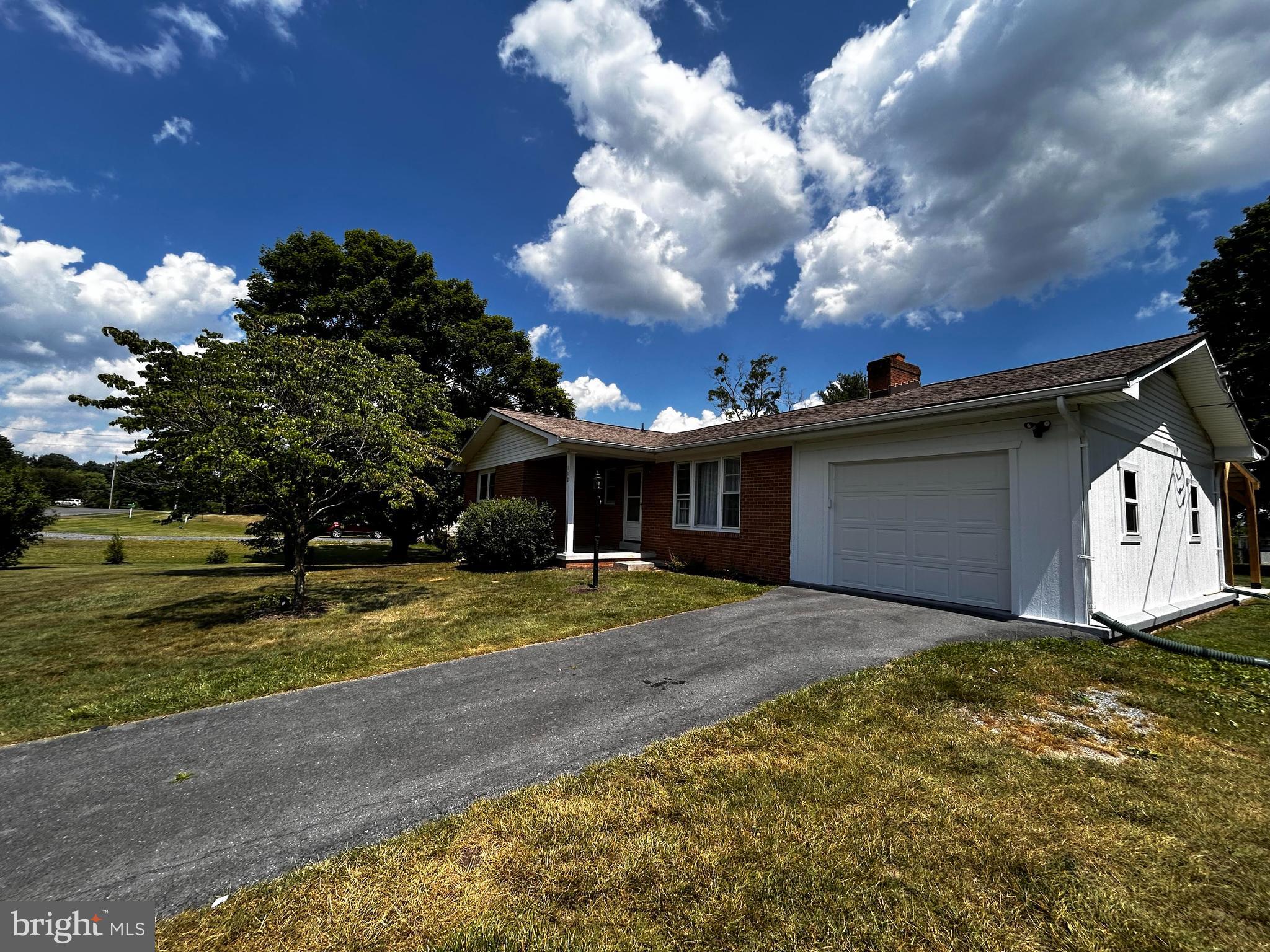 LONE OAK - Residential Lease