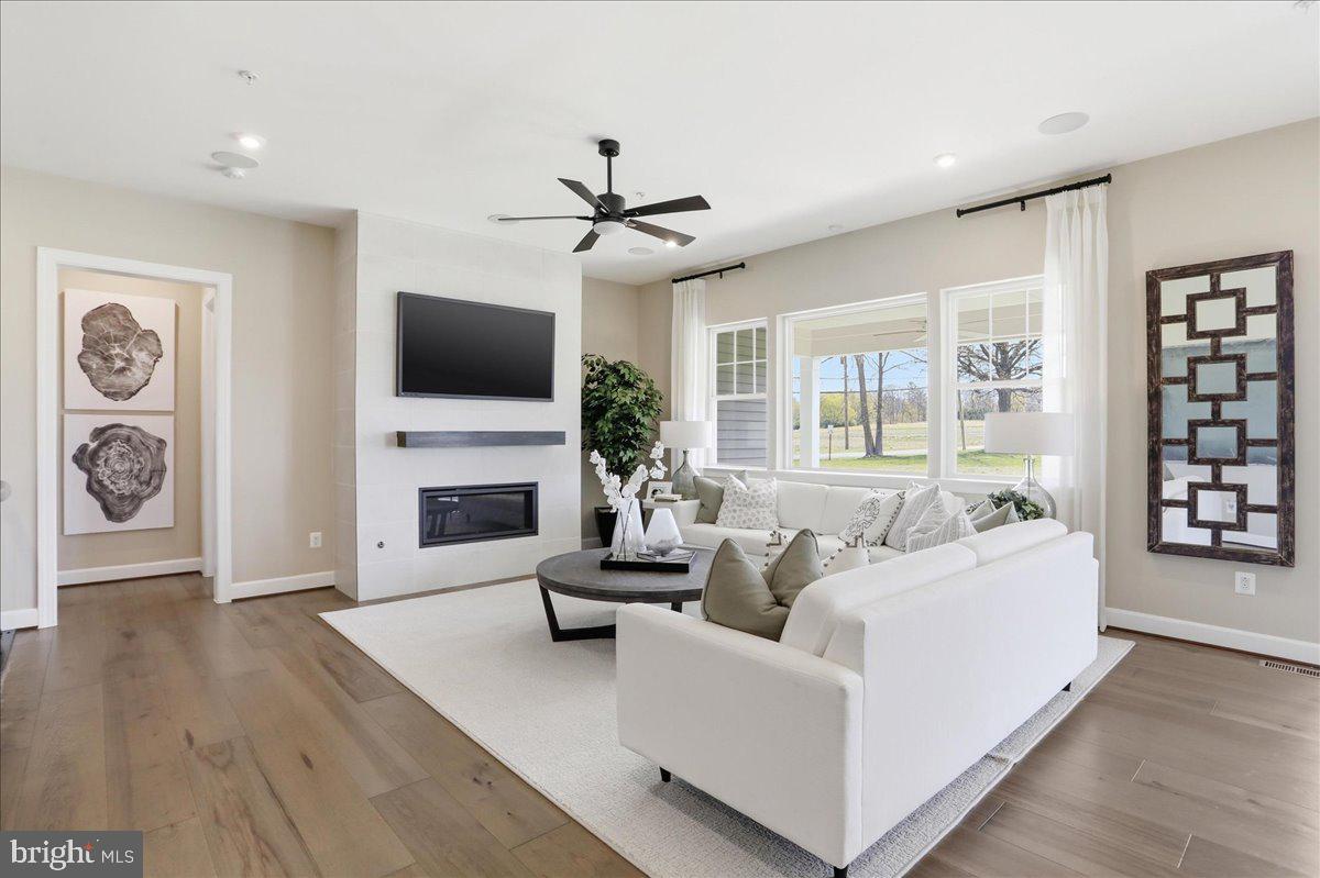 ELMWOOD FARM - Residential