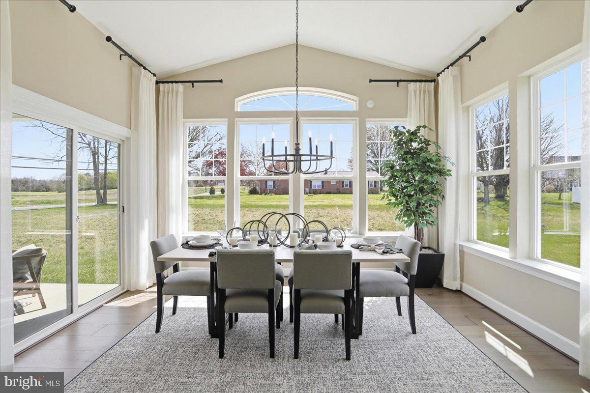 ELMWOOD FARM - Residential