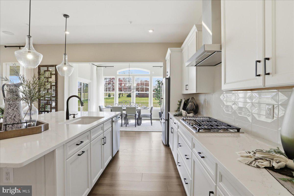 ELMWOOD FARM - Residential