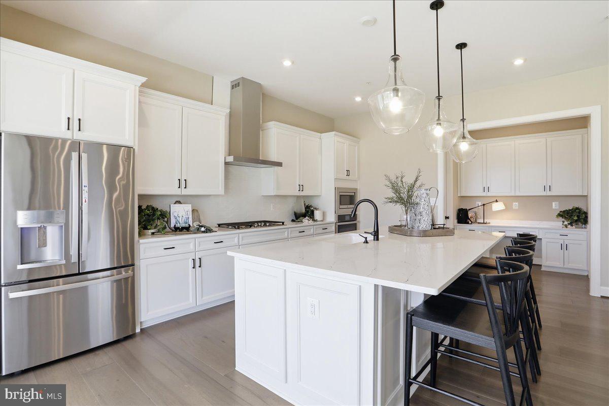 ELMWOOD FARM - Residential