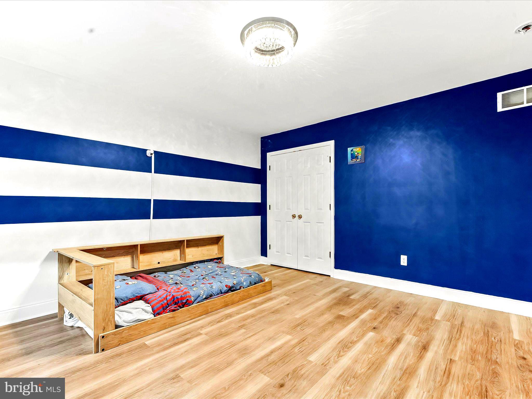 RESERVE AT BAILEY ST - Residential