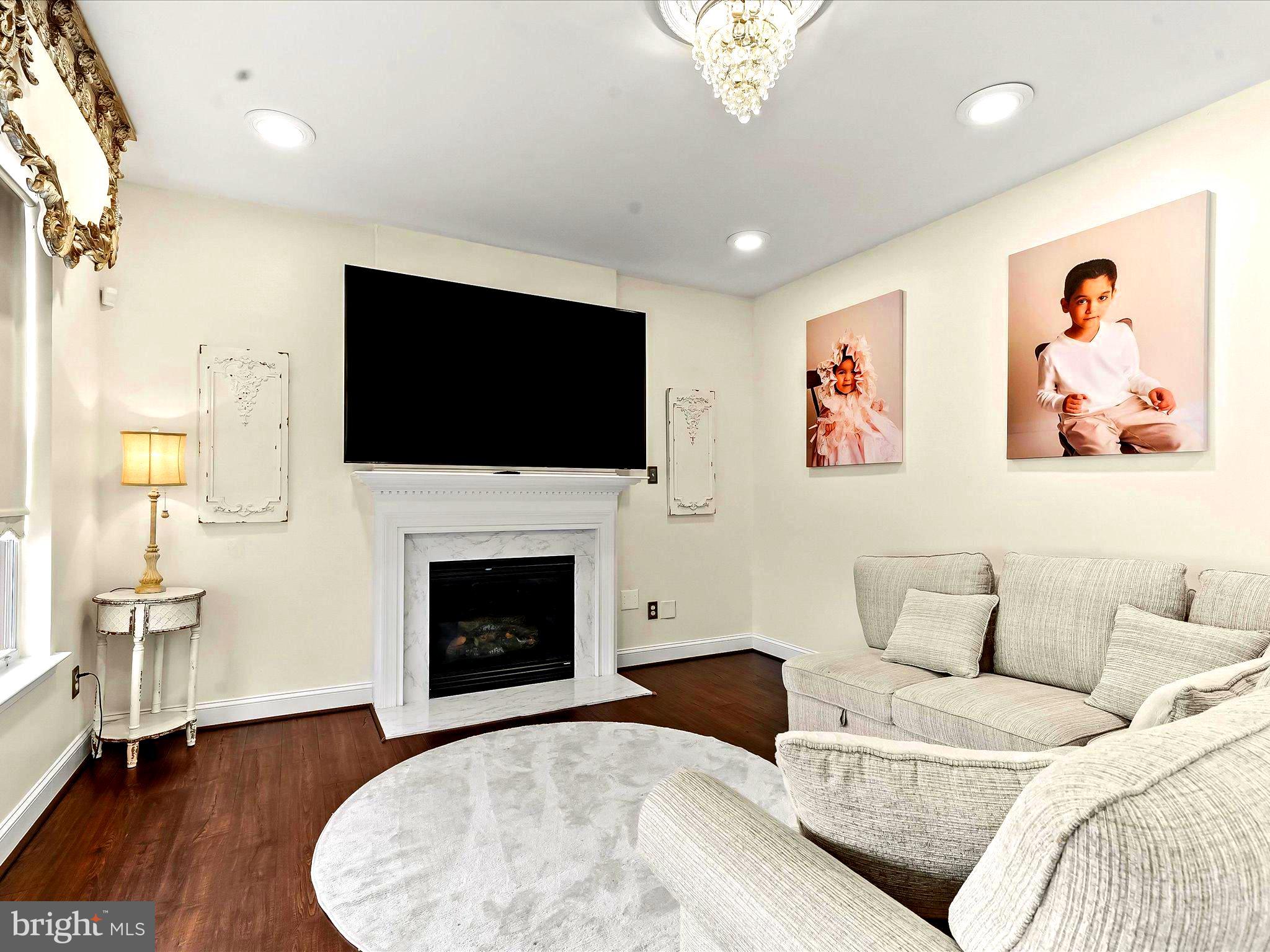 RESERVE AT BAILEY ST - Residential