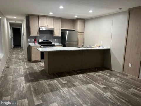 2501 Tilton Rd Unit 321, Egg Harbor Township, NJ MLS: NJAC2018554