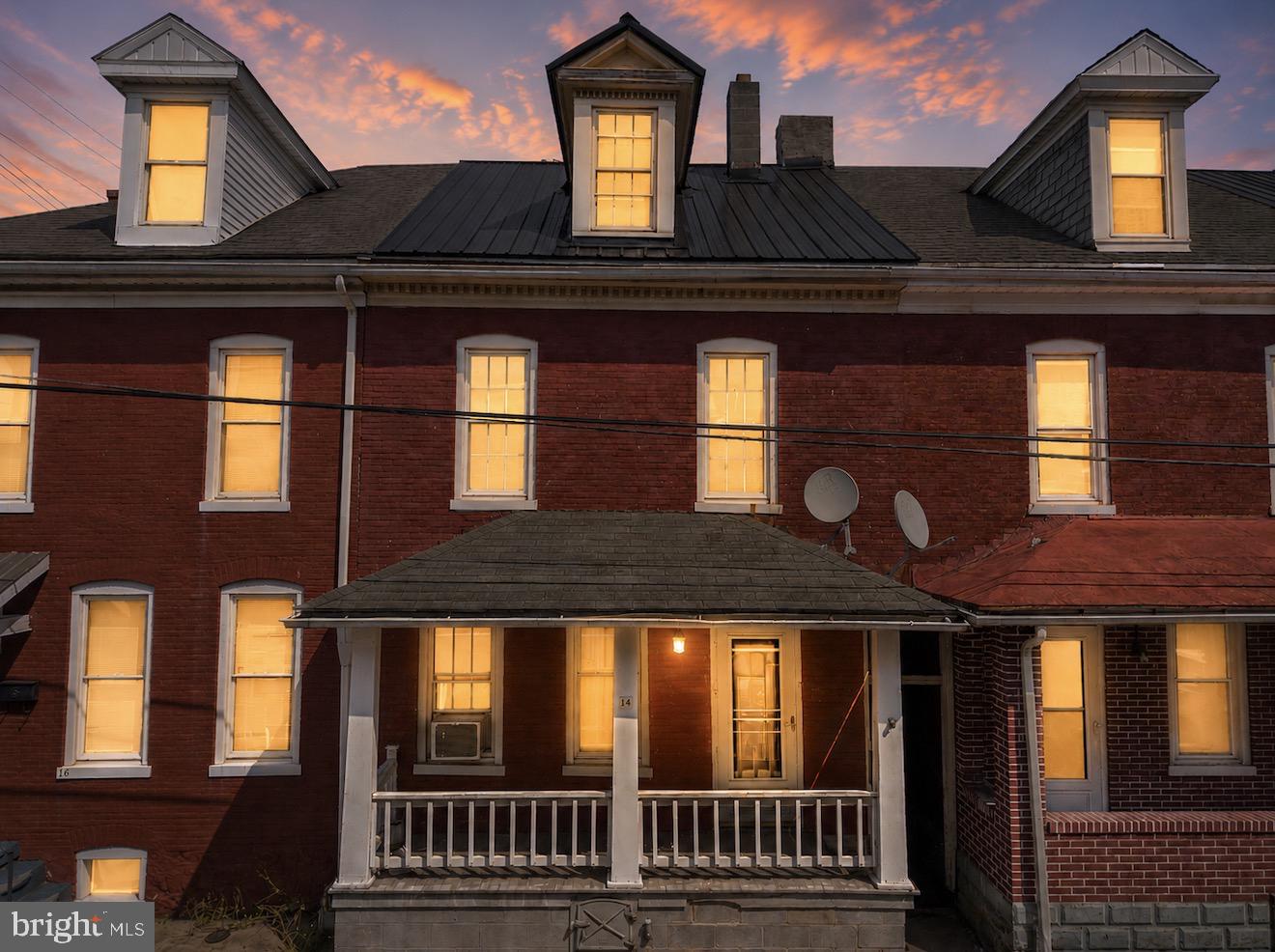 14 MARBLE STREET