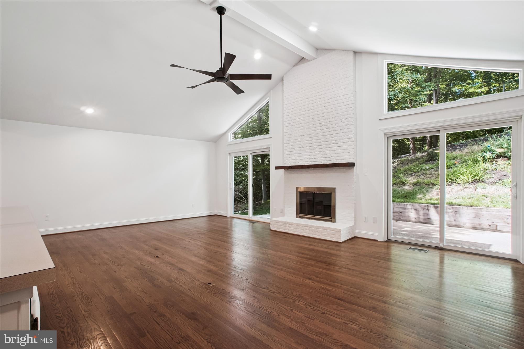 BELLEVUE FOREST - Residential