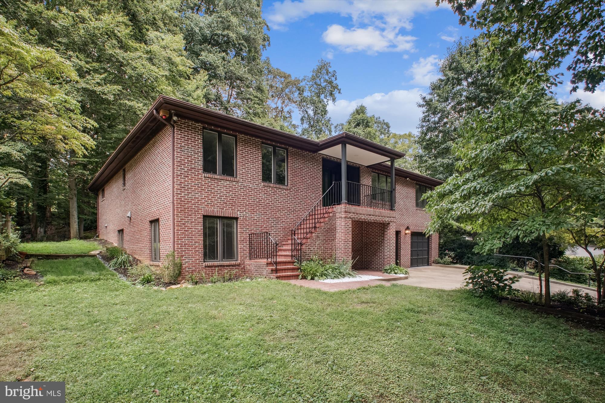 BELLEVUE FOREST - Residential