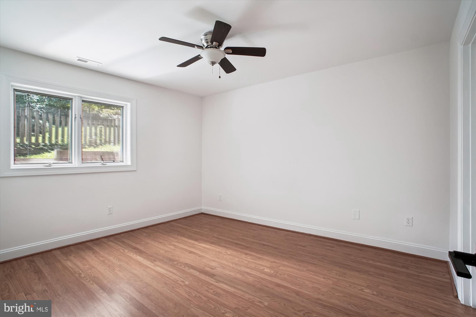 BELLEVUE FOREST - Residential