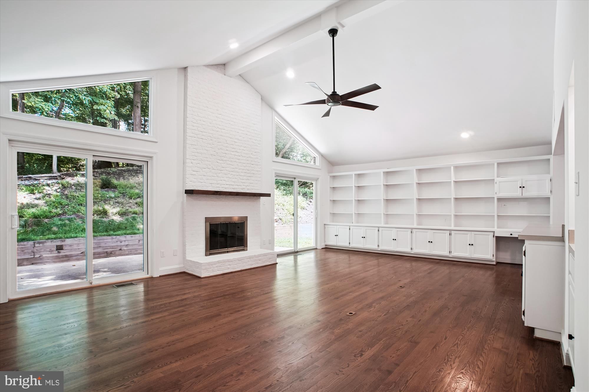 BELLEVUE FOREST - Residential