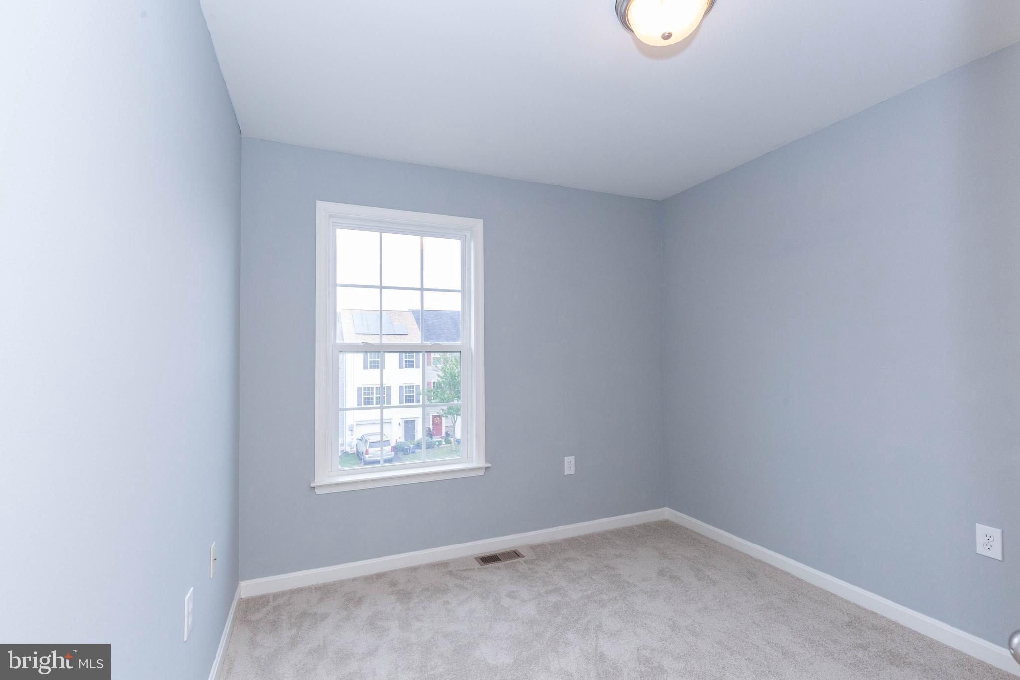 HAMMONDS MILL - Residential Lease