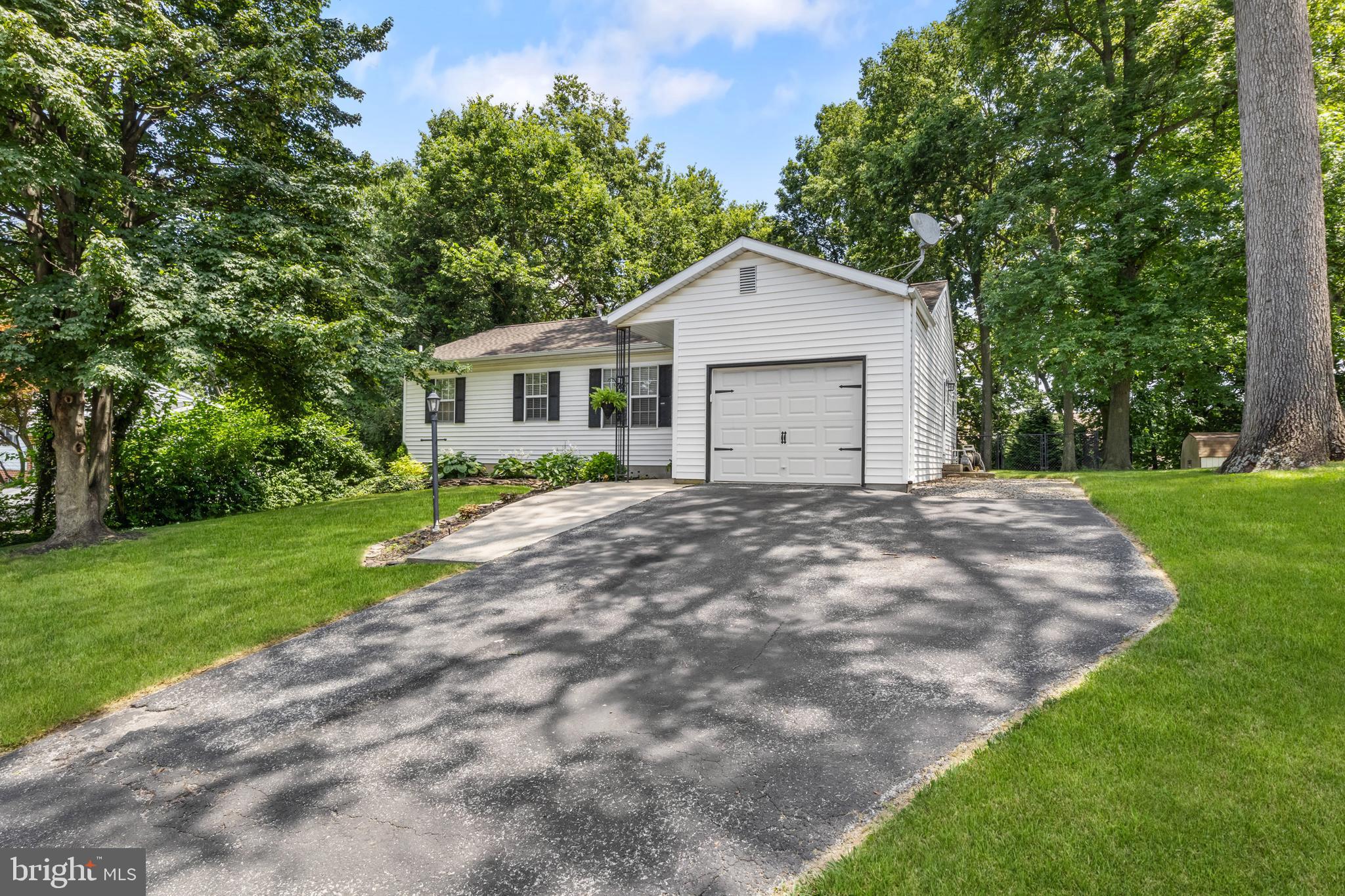 PENN OAKS - Residential