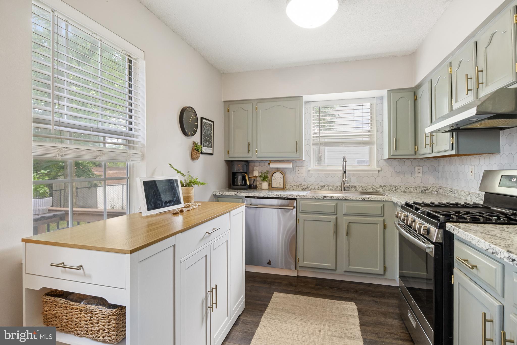 PENN OAKS - Residential