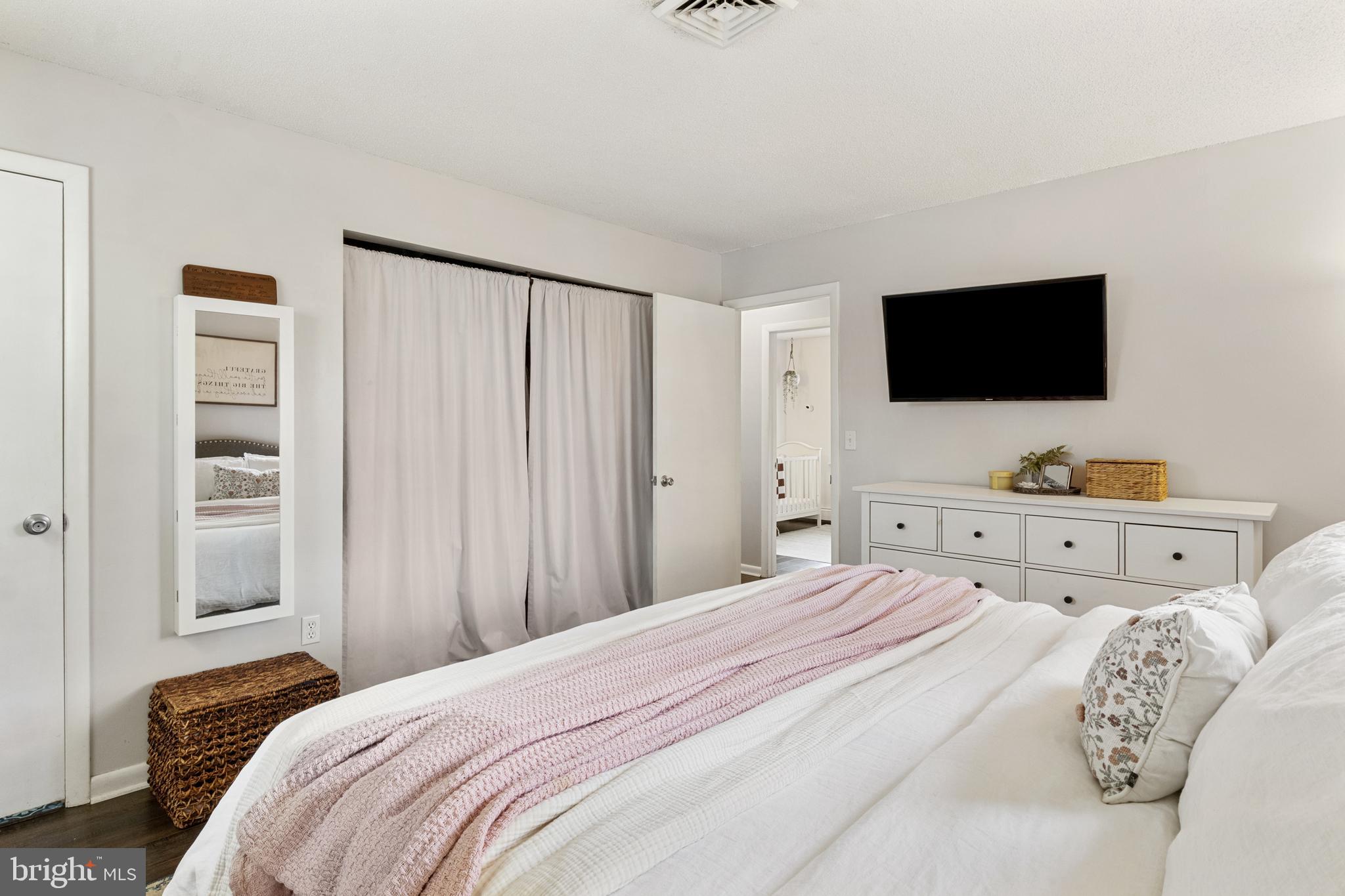 PENN OAKS - Residential