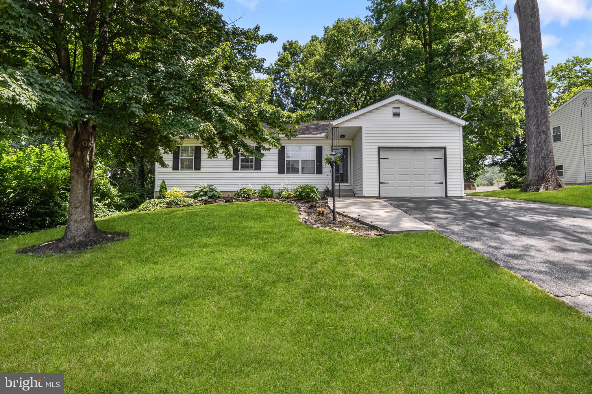 PENN OAKS - Residential