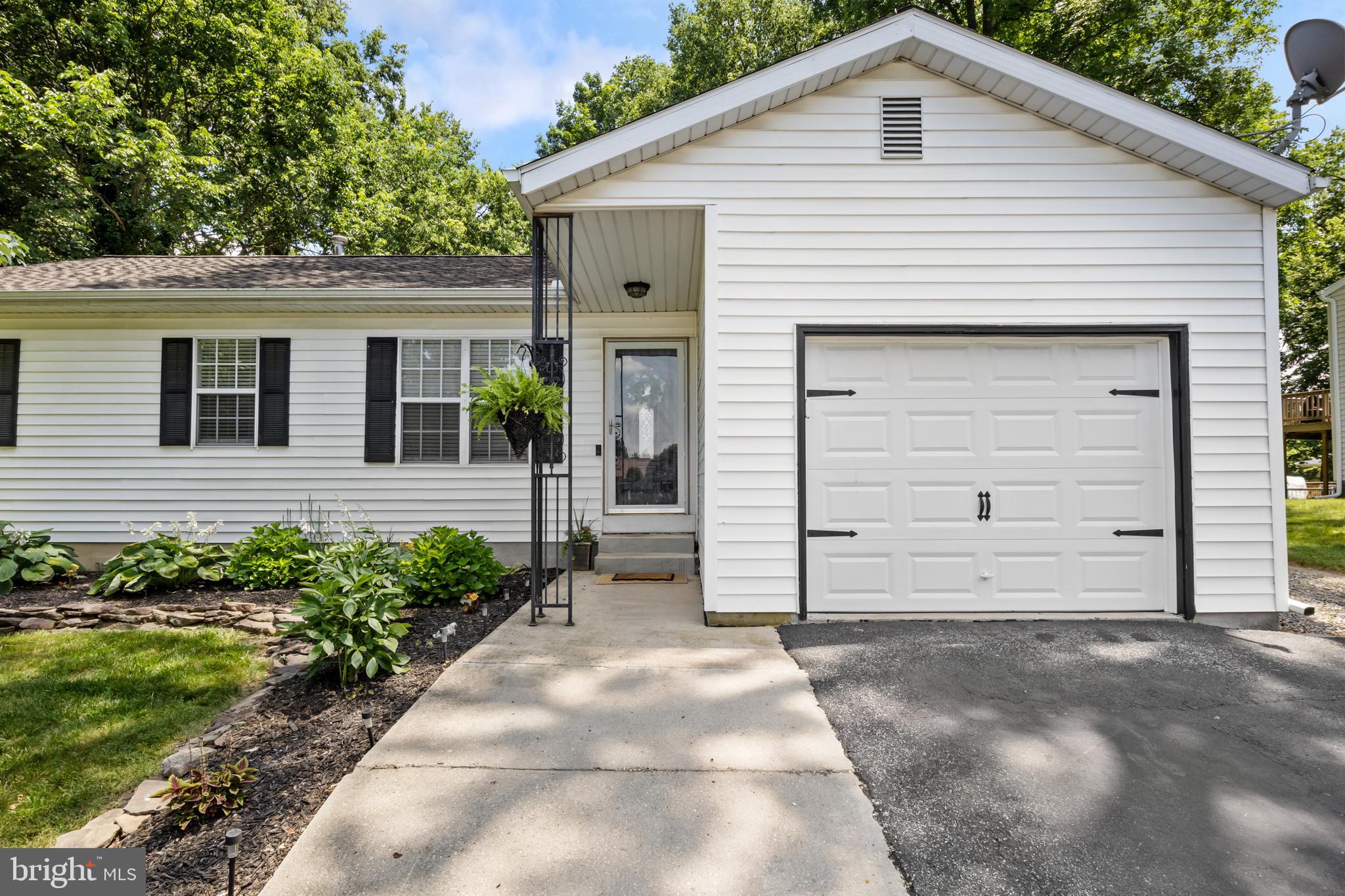 PENN OAKS - Residential