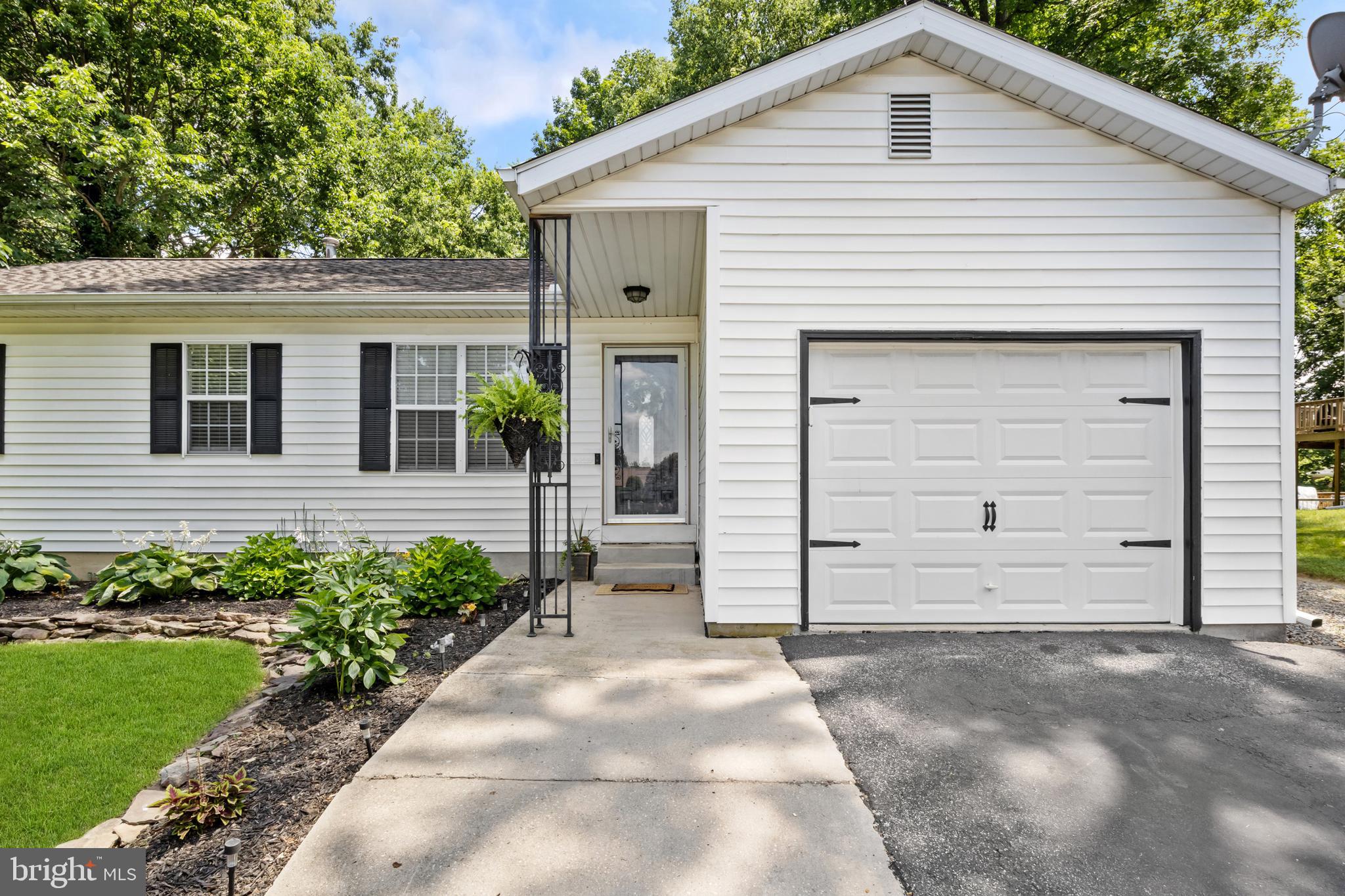 PENN OAKS - Residential