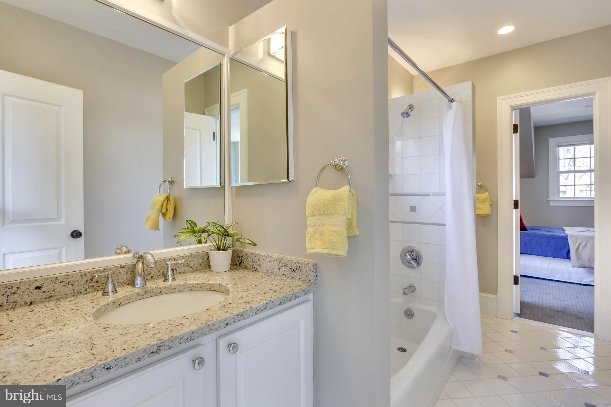 WOODHAVEN - Residential