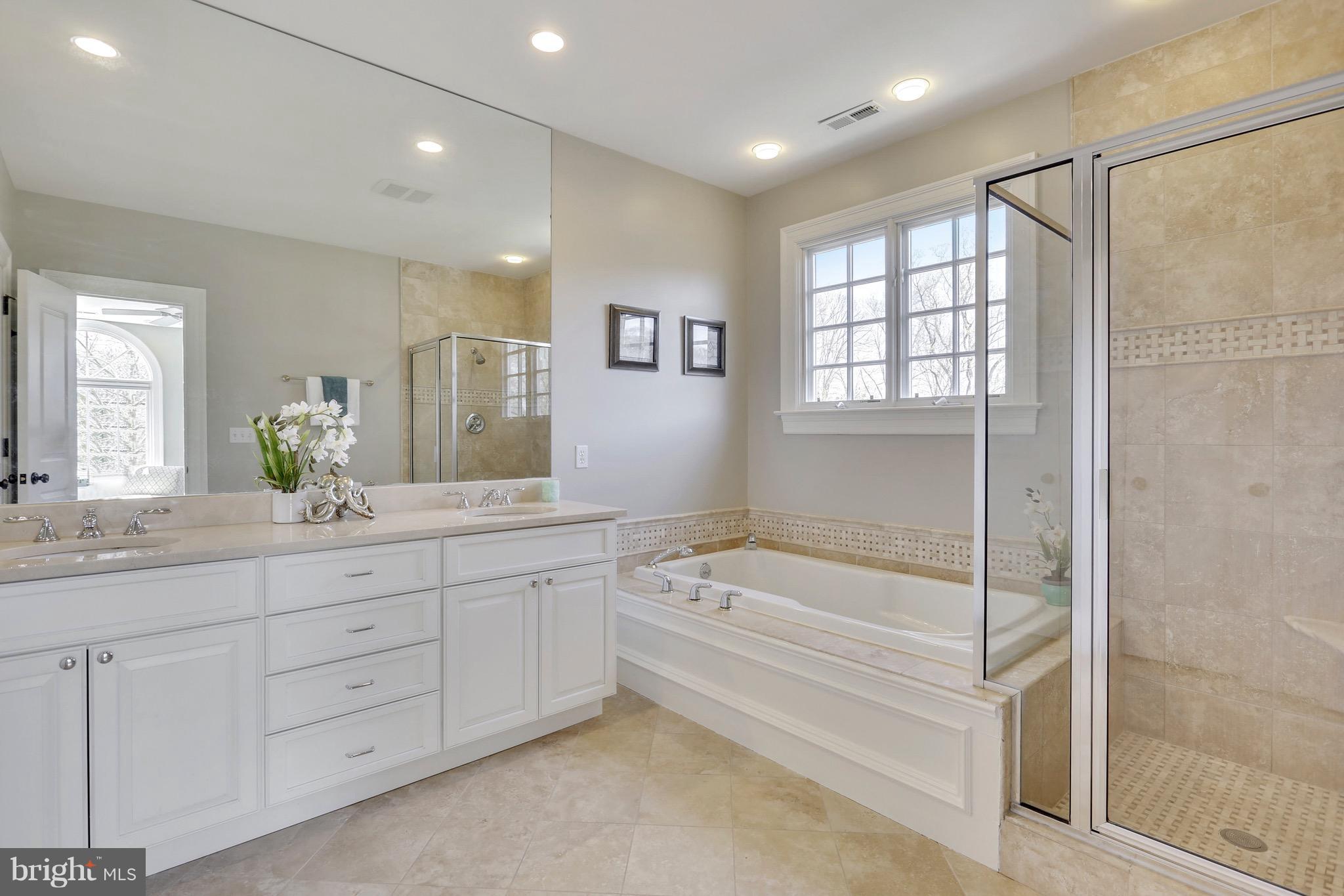 WOODHAVEN - Residential