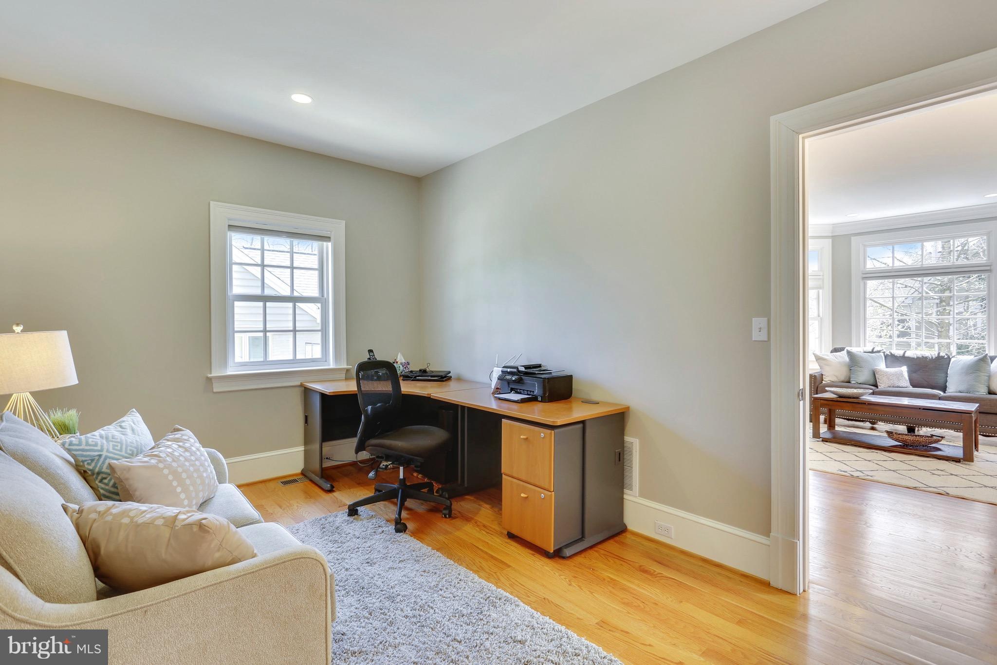 WOODHAVEN - Residential