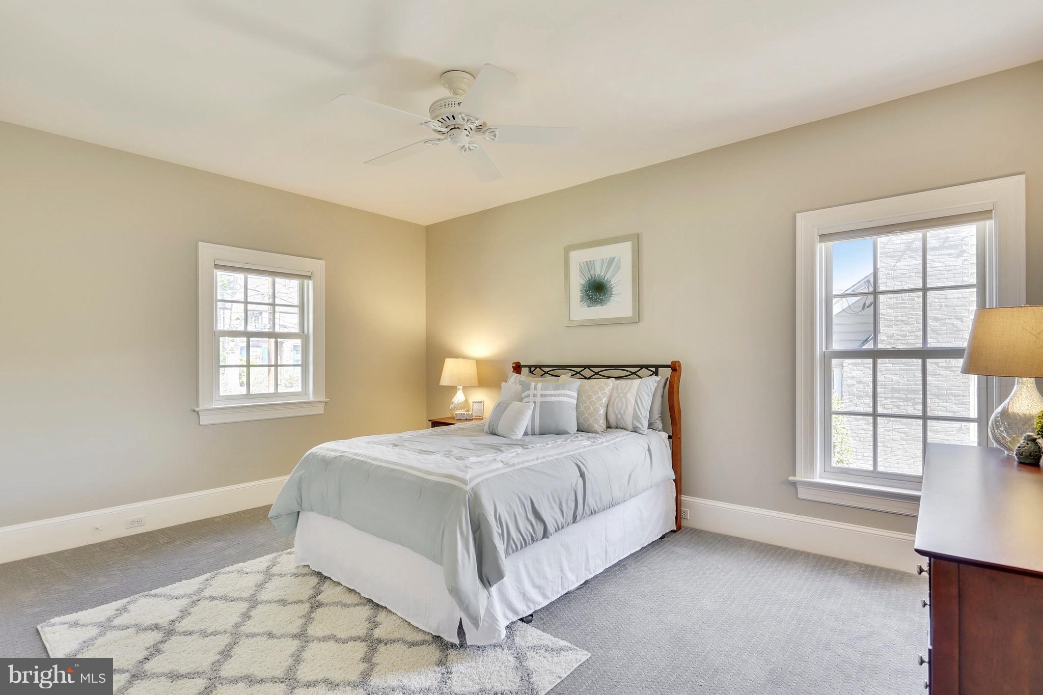 WOODHAVEN - Residential
