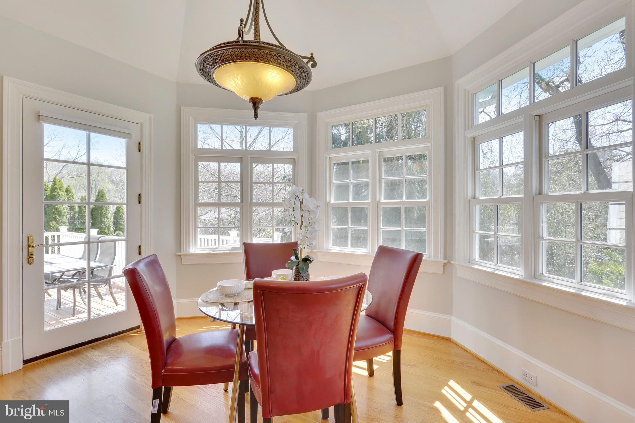 WOODHAVEN - Residential