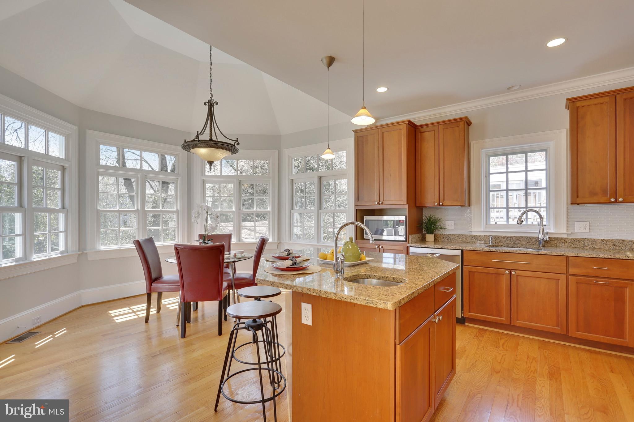 WOODHAVEN - Residential