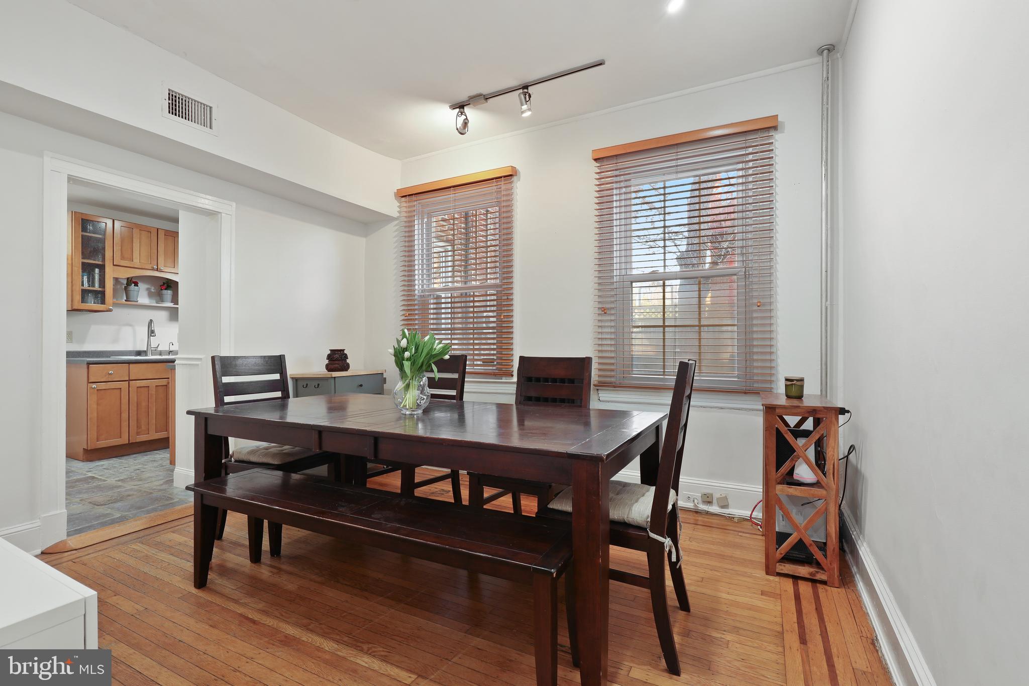 GUILFORD - Residential