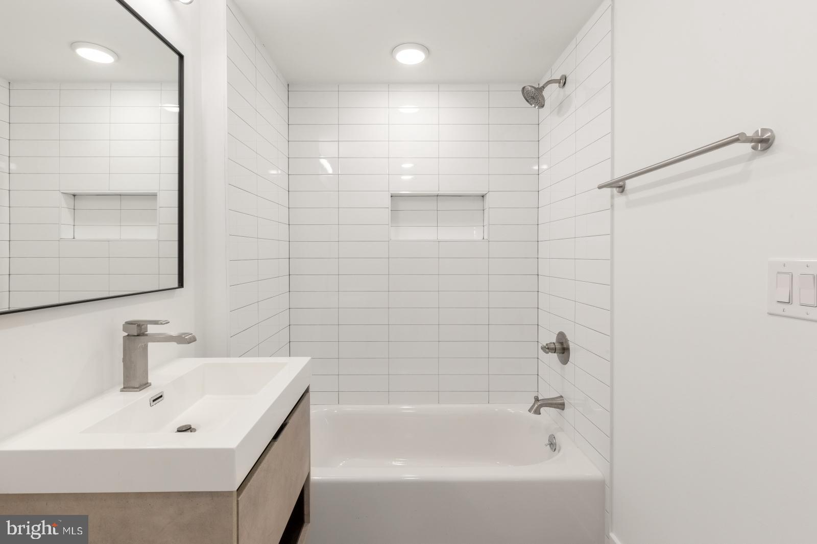 BREWERYTOWN - Residential Lease