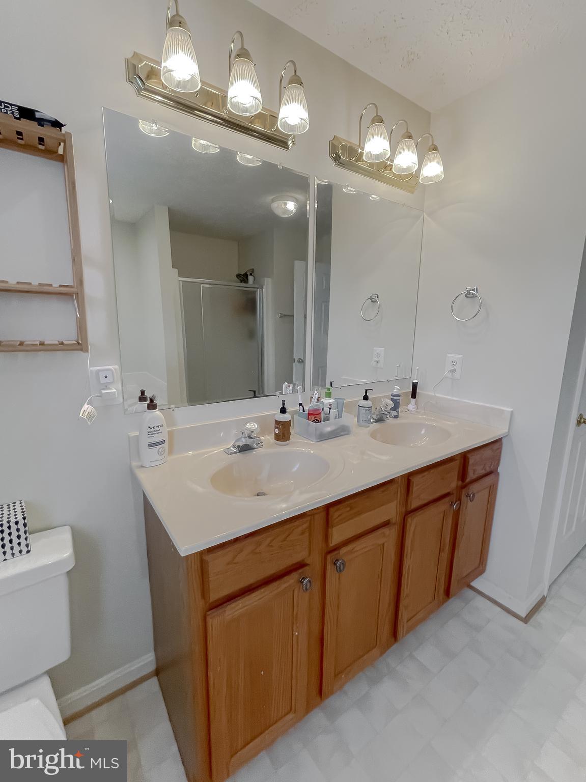 WILLOW WOODS - Residential