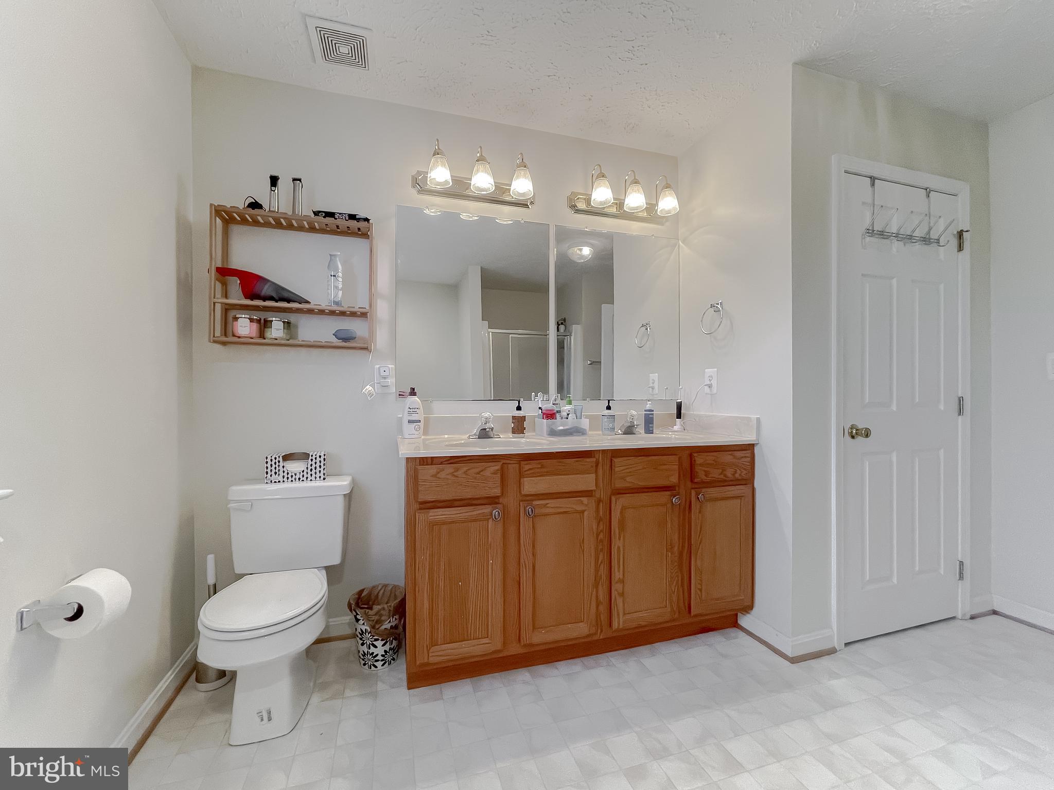 WILLOW WOODS - Residential