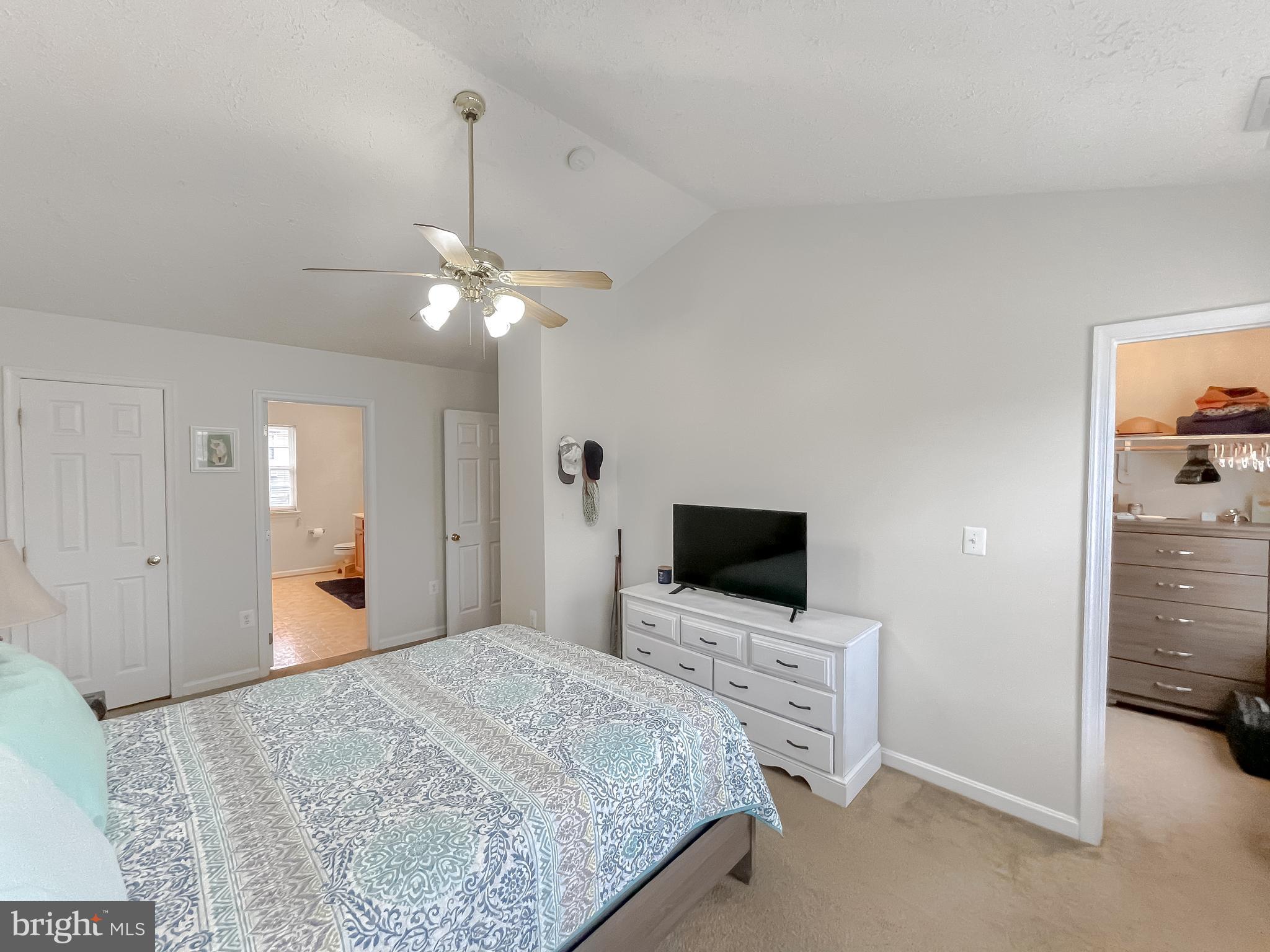 WILLOW WOODS - Residential