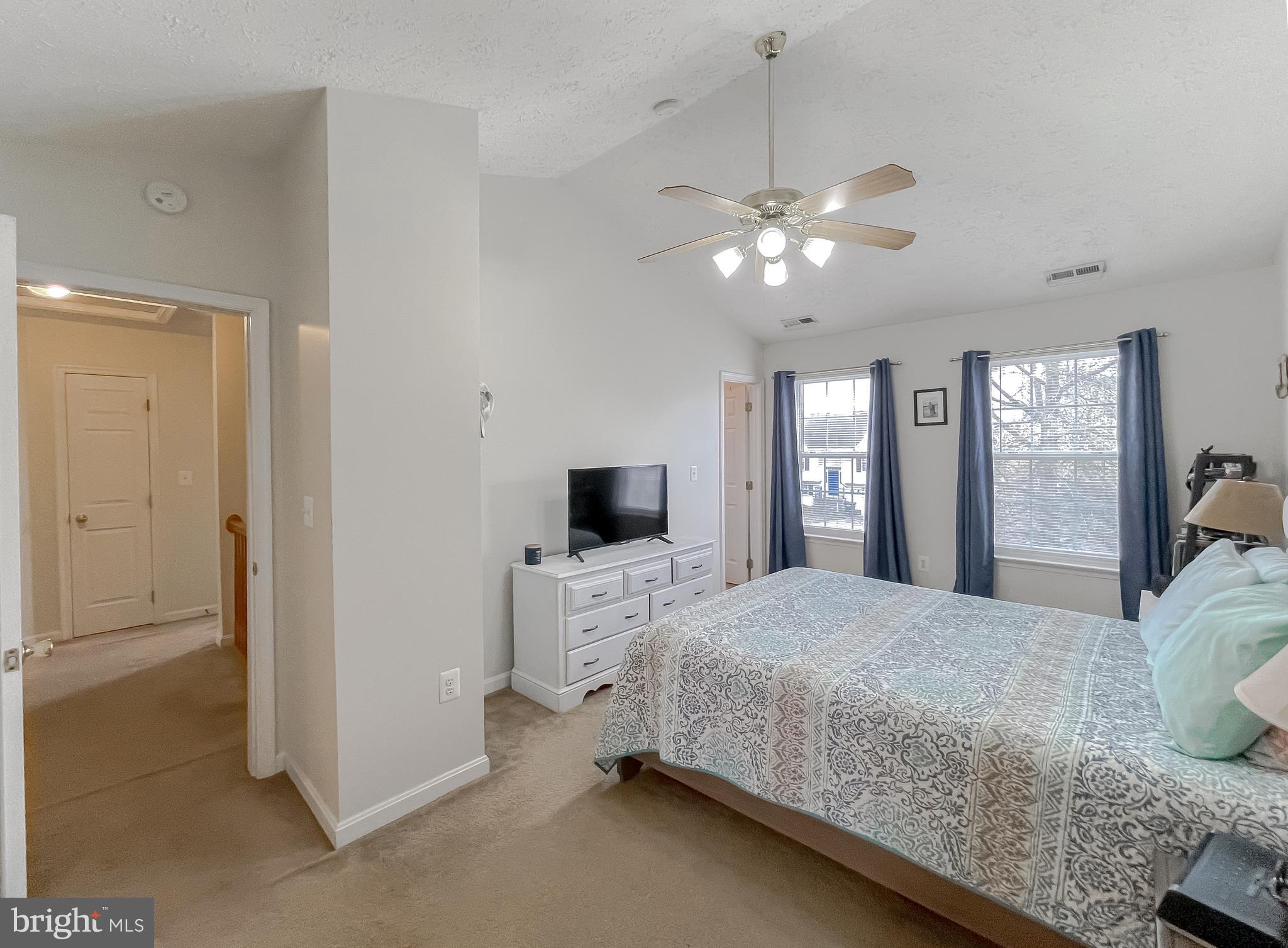 WILLOW WOODS - Residential